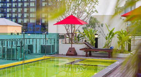 Sunshine Hip Hotel