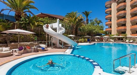 Mur Hotel Neptuno