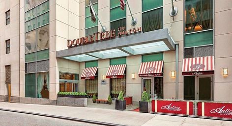 DoubleTree by Hilton New York Downtown