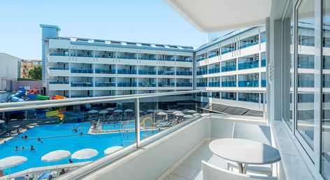 Avena Resort & Spa Hotel