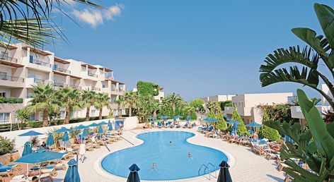 Grand Hotel Holiday Resort
