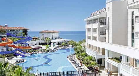 Alba Queen Hotel