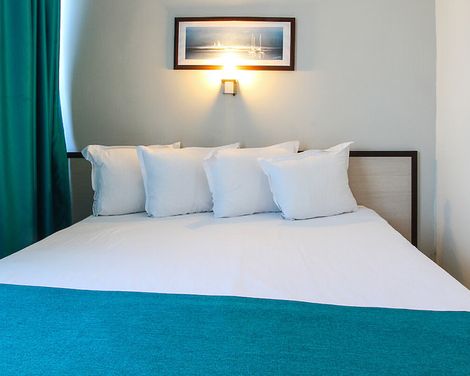 Hotel Meridian-0