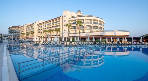 LRS Port River Hotel & Spa