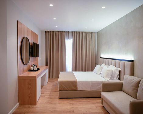 Hotel Zanzi-0