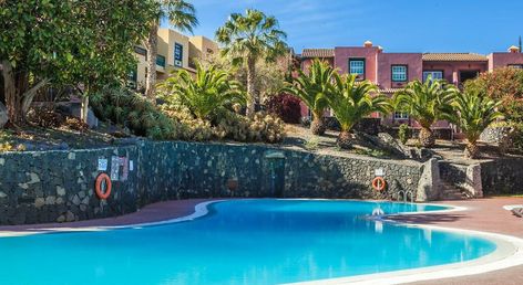 Apartamentos Oasis San Antonio