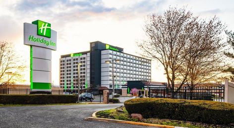 Holiday Inn Newark International Airport