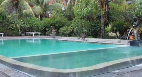 Super OYO 3261 Hotel Ratu