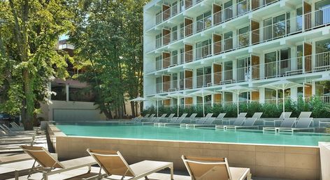 ibis Styles Golden Sands Roomer Hotel