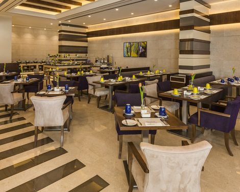 Golden Tulip Media Hotel-3