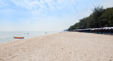 Golden Beach Cha Am Hotel
