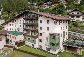 Hotel, Kertess