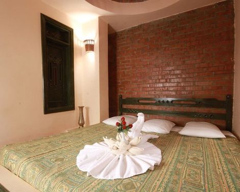 Amar Sina Village-0
