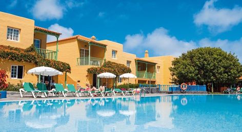 Apartamentos La Caleta