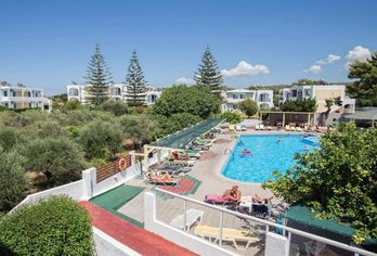 Hotel, Summer Dream Hotel