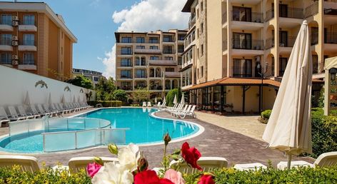 Hotel Rose Village
