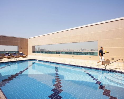 Mövenpick Hotel & Apartments Bur Dubai-2