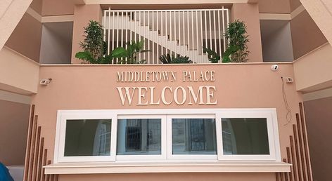 Middle Town Palace Tropea