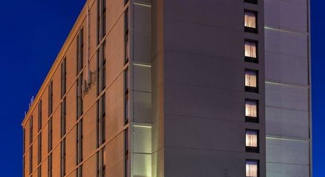 Crowne Plaza Newark Airport