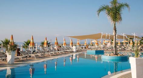 Asterias Beach Hotel