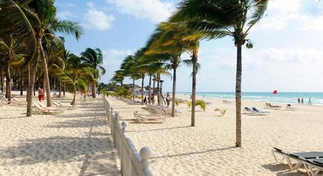 Hotel Riu Lupita
