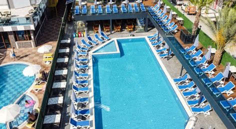 Relax Beach Hotel