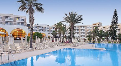 Louis Phaethon Beach
