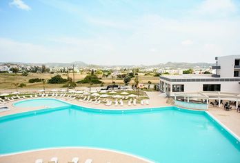 Hotel, Evita Hotel Resort