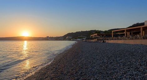 Avra Beach Resort Hotel & Bungalows